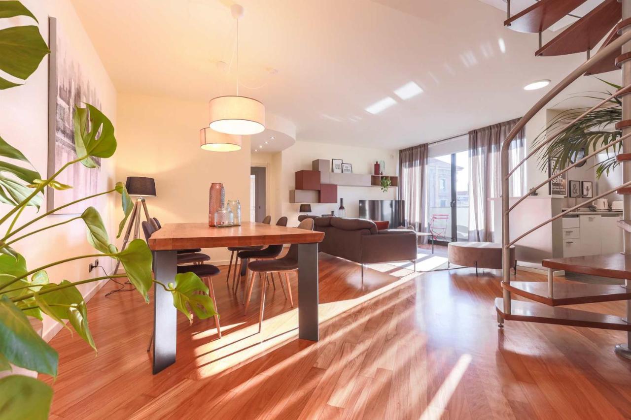 ベルガモAr Prestige Penthouse - Sohoアパートメント エクステリア 写真